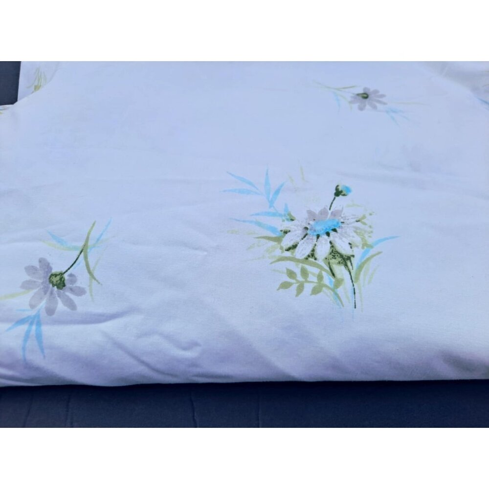 Vintage SEARS Perma-Prest Blue & White Daisy Percale Full Flat Sheet